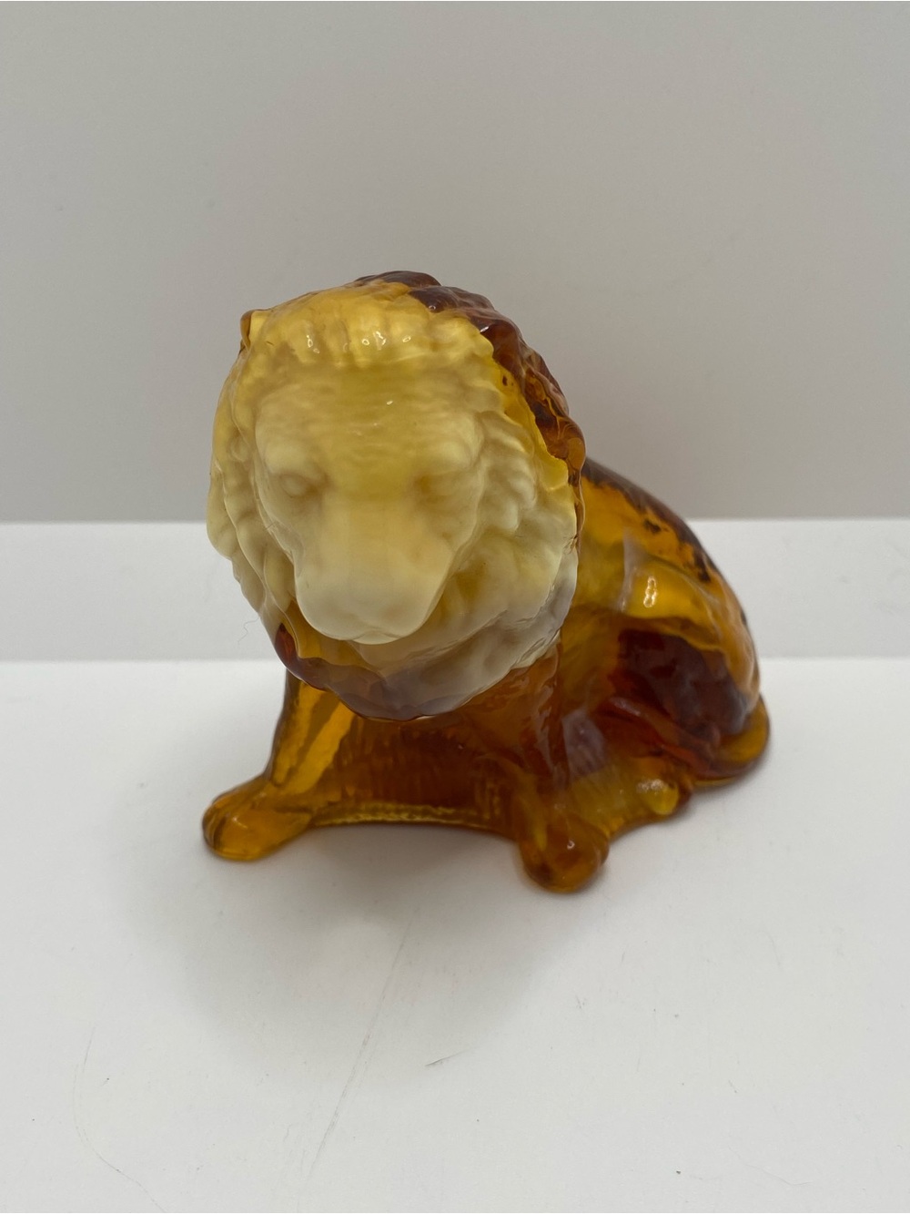 Vintage Mosser Art Glass Majestic Lion Figurine Amber Slag Cadmium Glow 3" Tall